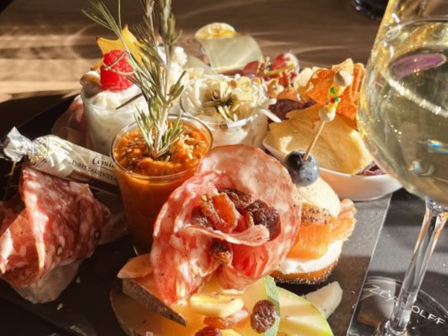 Visite, dégustation & planchette au domaine Zeyssolff (67)