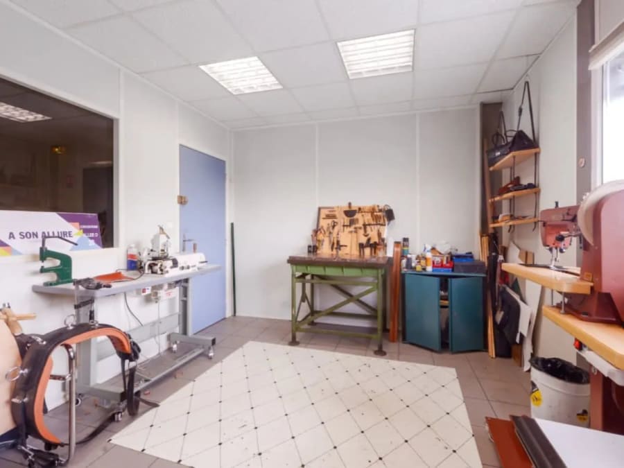 Taller de bolsos de cuero cerca de Annecy (74)