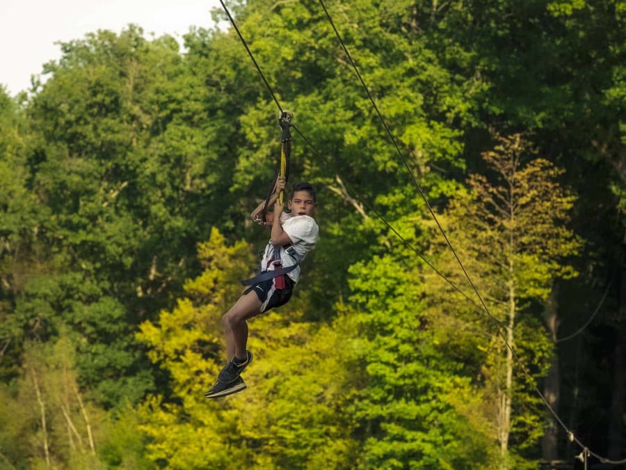 Parcours Accrobranche à Givry (71)