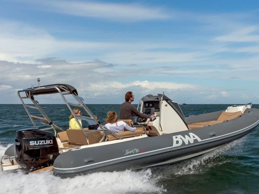 Location de bateau avec permis 12 pers. à Ajaccio (20)