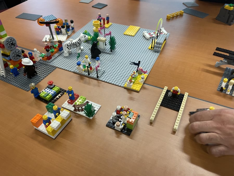 Taller familiar LEGO