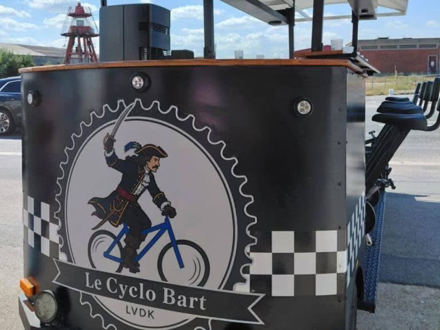 EVG/EVJF Balade en vélo-bar avec boissons à Dunkerque (59)