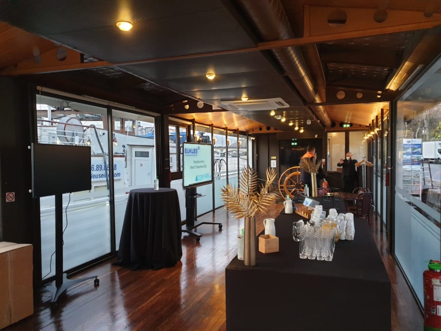 Péniche Restaurant Le Dauphin Paris 16ème