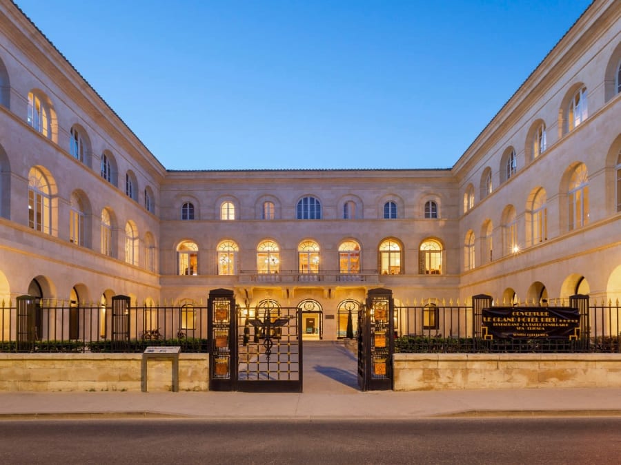 Le Grand Hôtel Dieu à Nîmes (30)