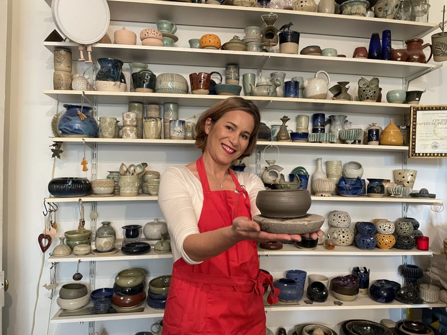 Atelier d'initiation au tour de potier à Paris 9ème