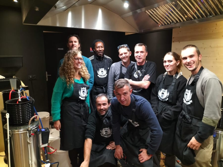 Taller de elaboración y degustación de cerveza en el distrito 1 