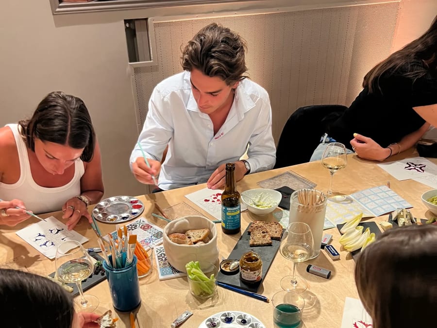 Team Building Atelier Azuléjos revisité à Paris 17ème