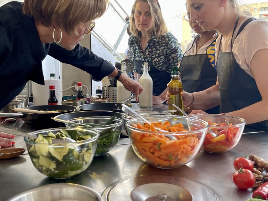 Team Building cours de cuisine éco-responsable en IDF