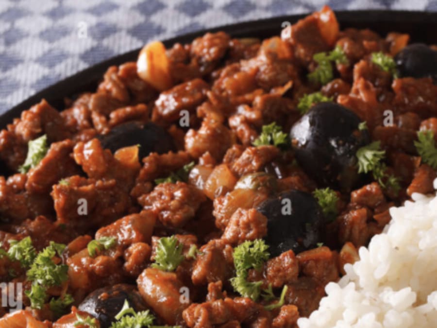 Taller de cocina cubana y comida en el distrito 8 de París