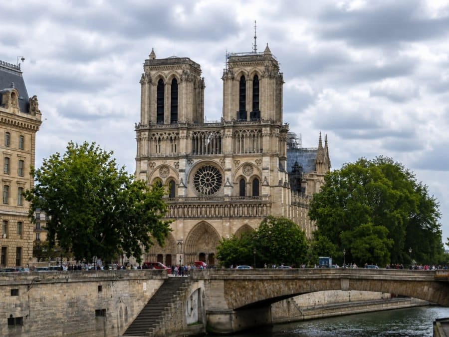Caça ao tesouro do Panteão ao Louvre, no 5.º arrondissement de Paris
