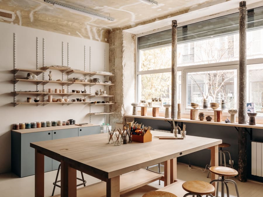 Team building atelier poterie céramique à Paris 9ème