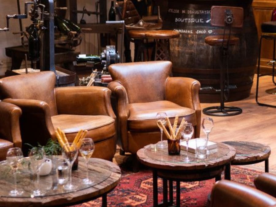 Visita y degustación en la finca de la familia Carbot en Champañ