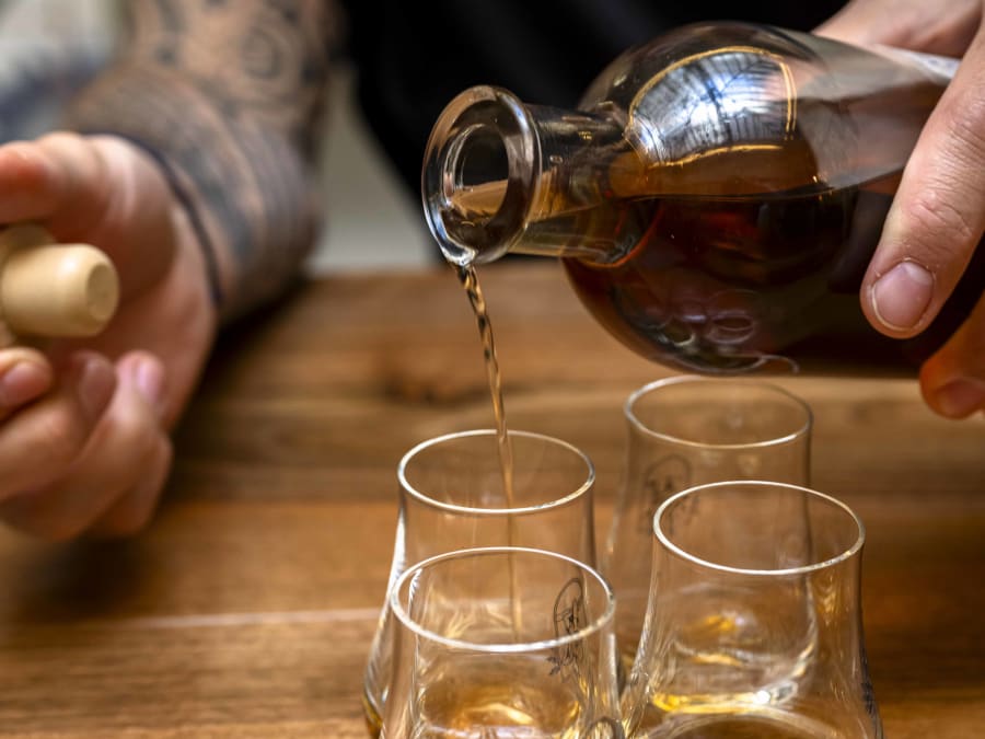 Gourmet tasting: whisky and chocolate in Paris 1st district