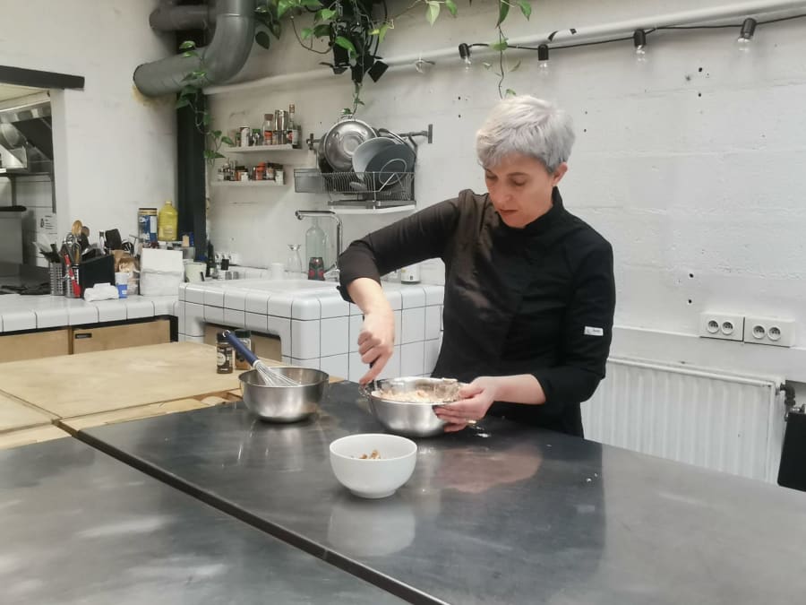 Vegan Carrot Cake Workshop in Paris 19th arrondissement