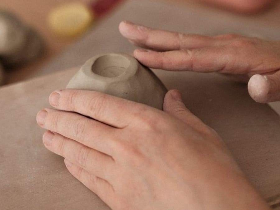 Initiation à la poterie sur une journée à Paris 20ème