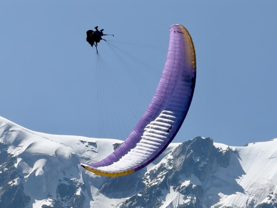 Paragliding flight from Planpraz (74)