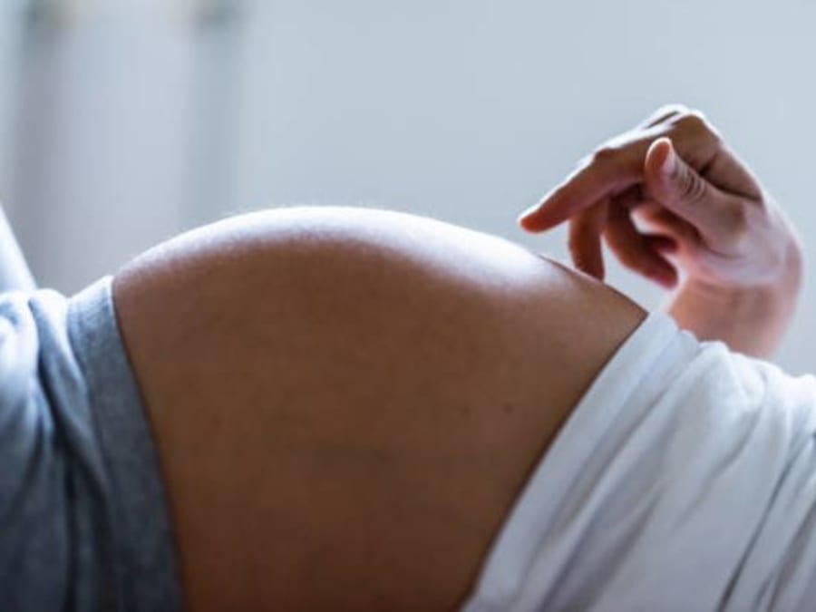 Garbhvati pregnancy massage near Poitiers (86)