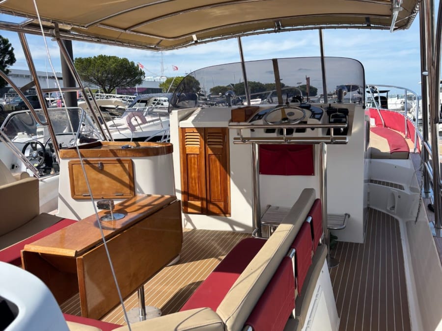 Location de bateau "Beacher V10" 15 pers à Arcachon (33)