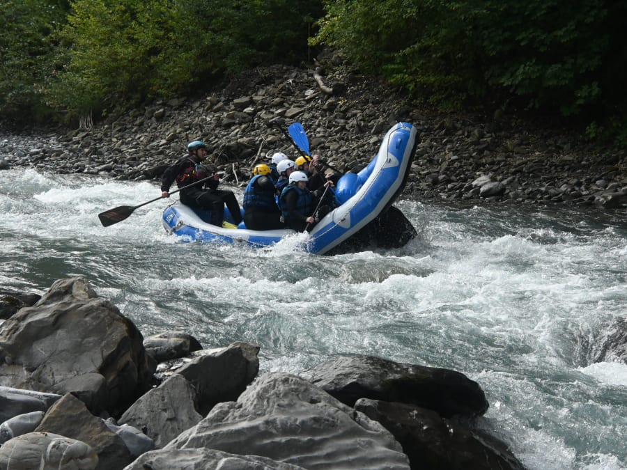Descente en rafting en eaux vives à Samoëns (74)