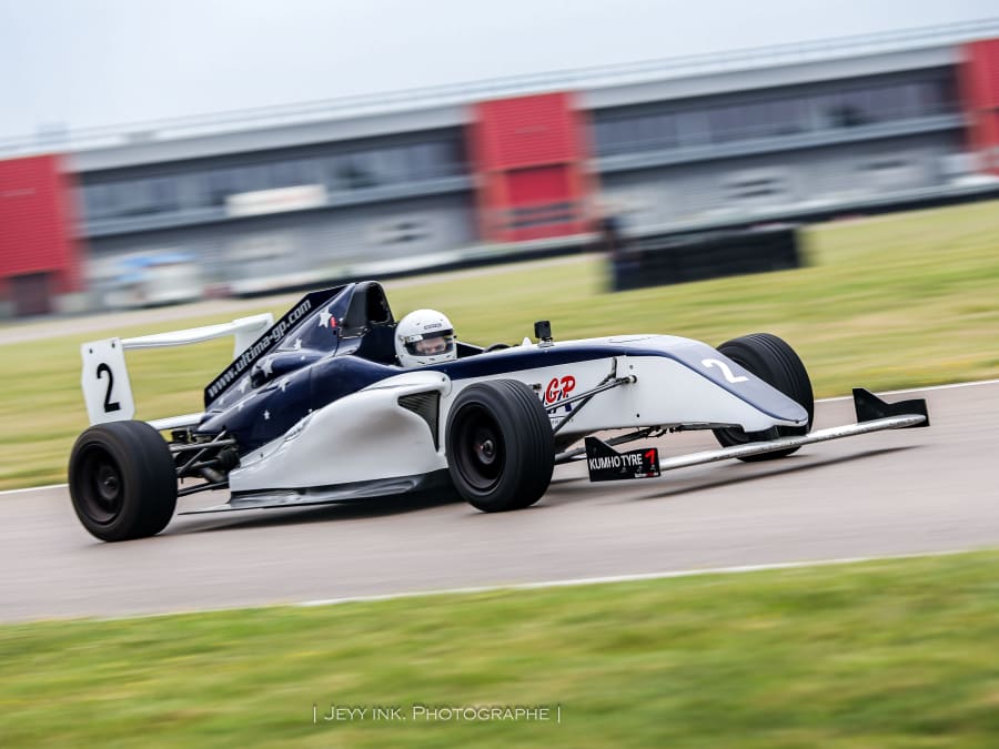 Stage de pilotage Formule 4, Circuit de Lohéac (35)