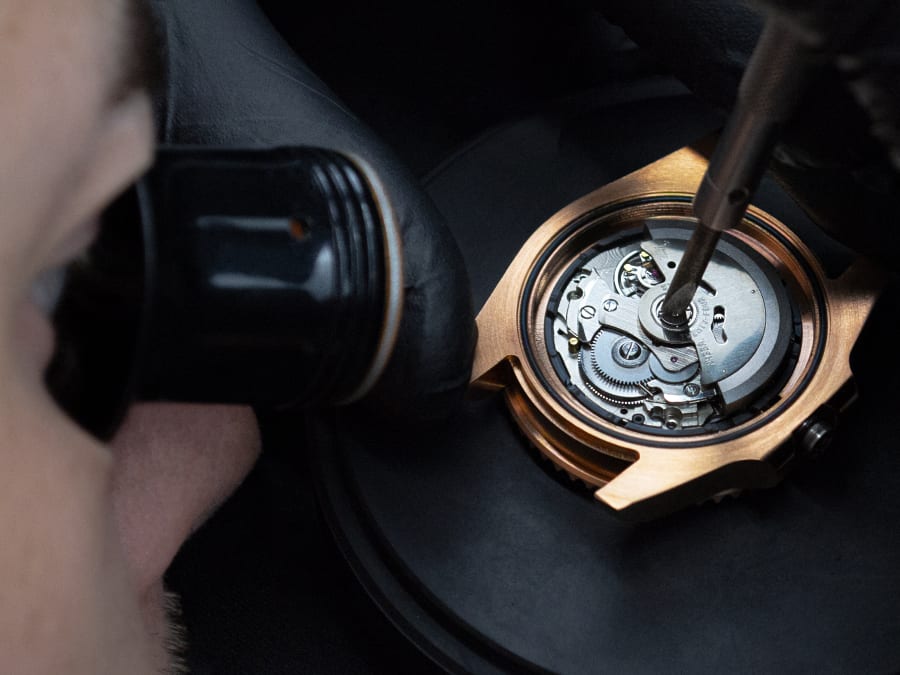 Taller de montaje de relojes en París 12ème