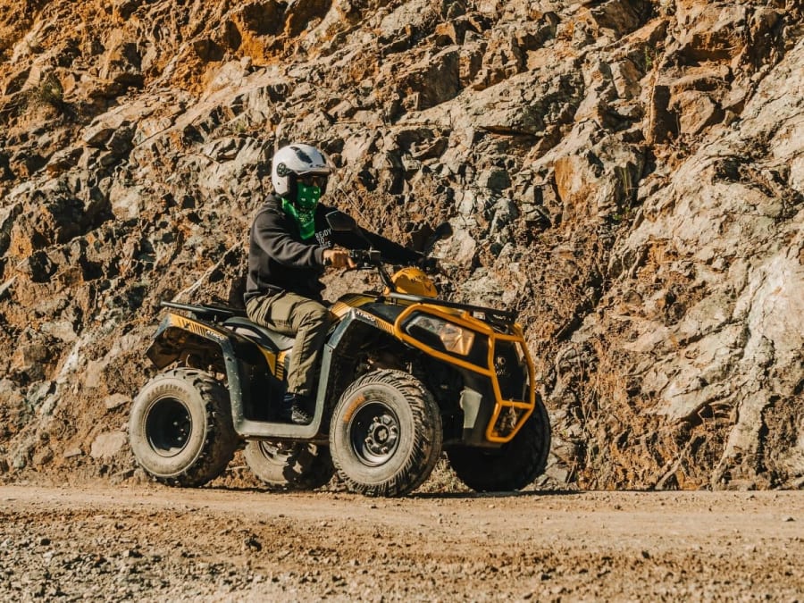 Tour en quad de 3 heures sur la Costa del Sol, entre Málaga et Marbella