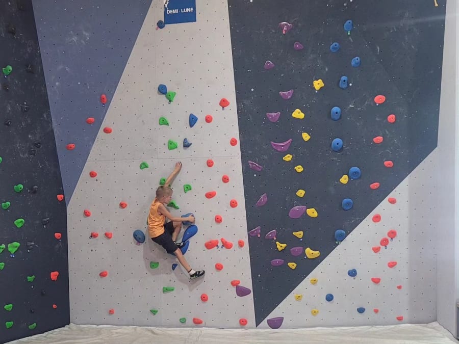 Anniversaire Escalade 5-14 ans à Beynost (01)