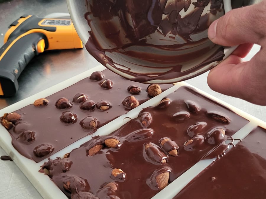 Atelier fabrication de tablette en chocolat bio aux Lilas (93)