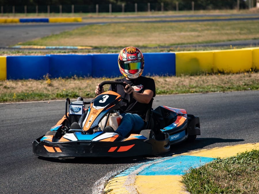 Anniversaire Karting 7-13 ans à Angerville (91)