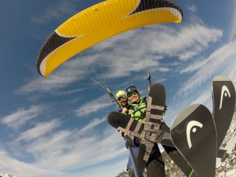 Vol En Parapente À La Clusaz (74)