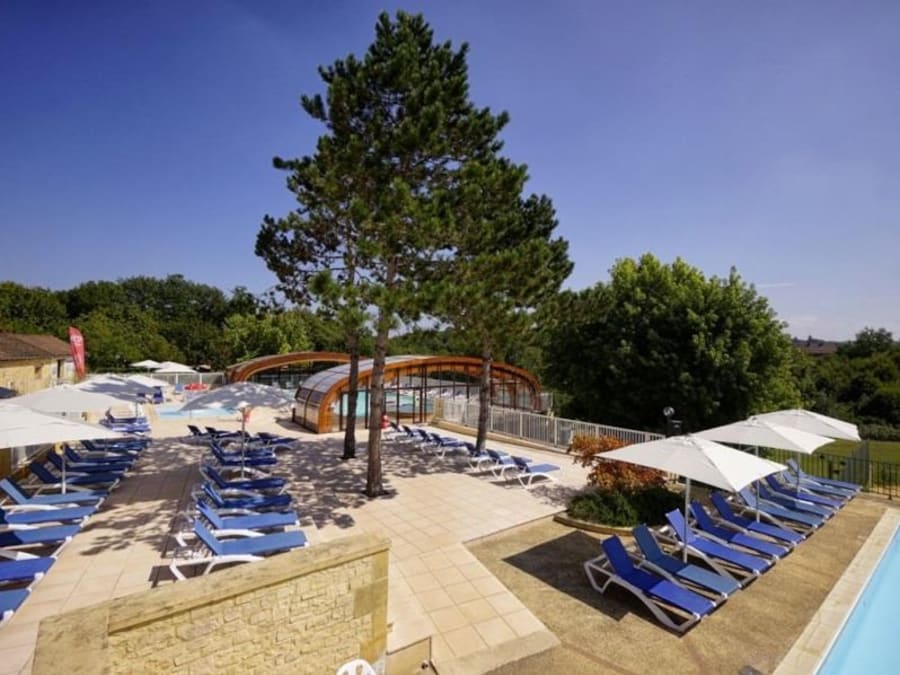 Camping La Bouquerie ***** à Saint-Genies (24)