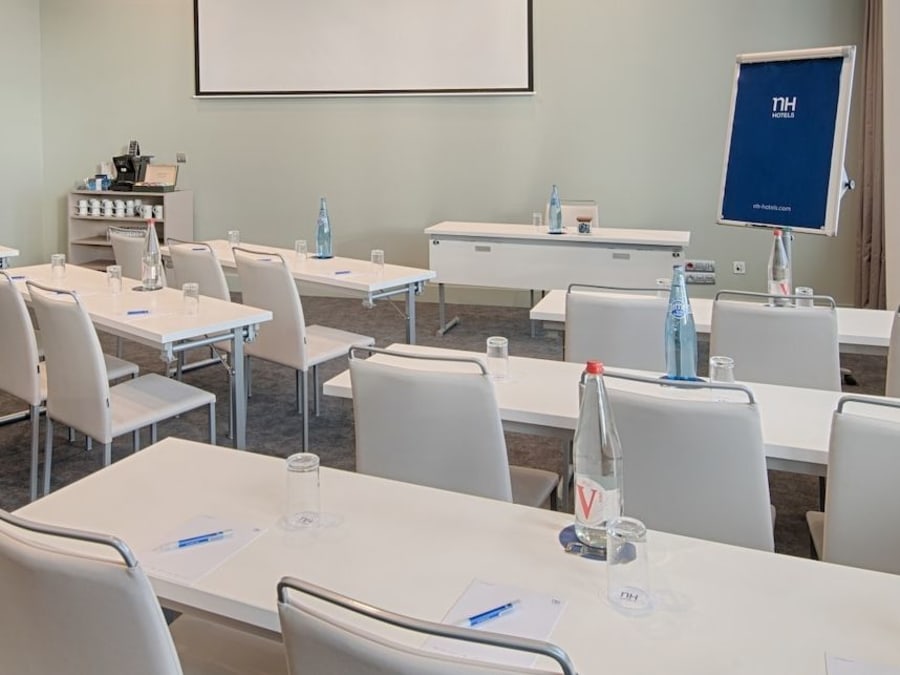 Hôtel NH Toulouse Airport****