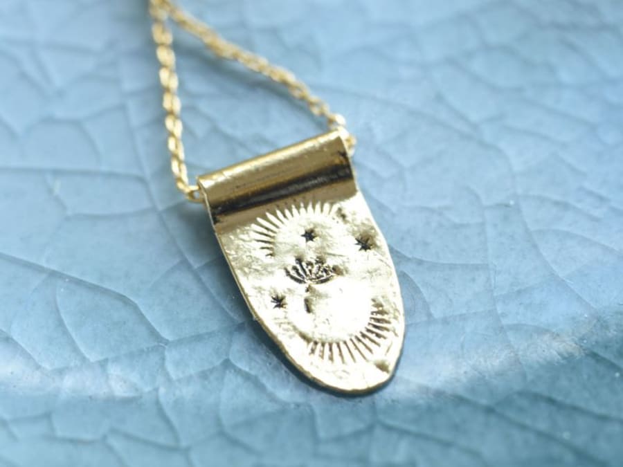 Taller de iniciación: creación de una joya grabada en París