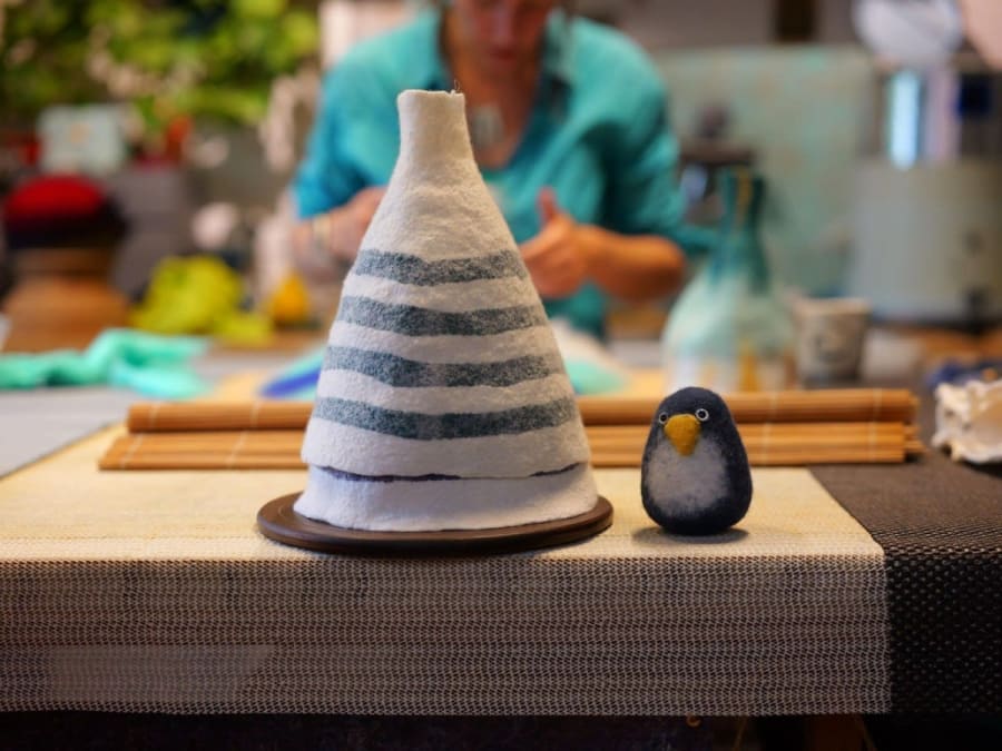 Atelier fabrication abat-jour personnalisé en laine feutrée à Chambéry (73)