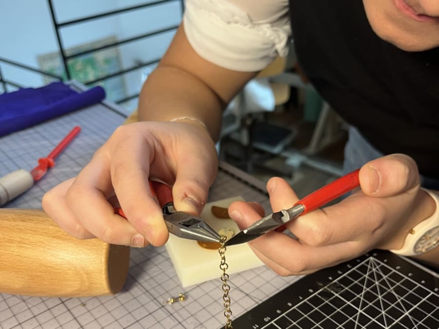 Taller de pendientes de cuero en Nantes (44)