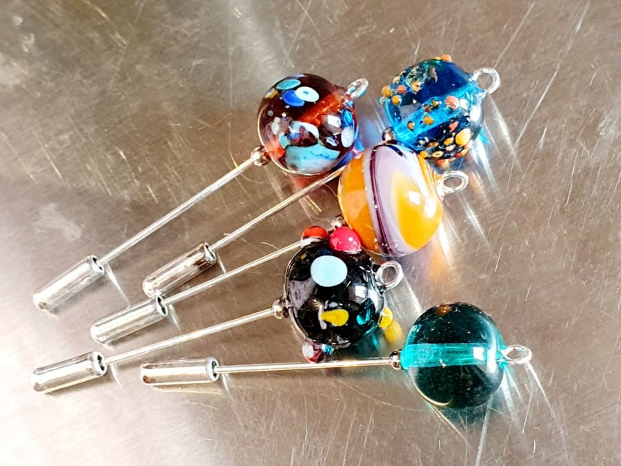 Atelier création de bijoux en verre filé à Val d'Oingt (69)