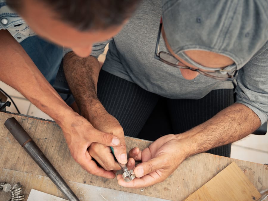 Atelier création d'une Bague en argent 925 à l'Île d'Oléron (17)
