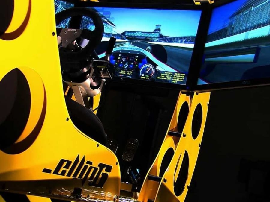 Simulateur de pilotage automobile à Nice (06)