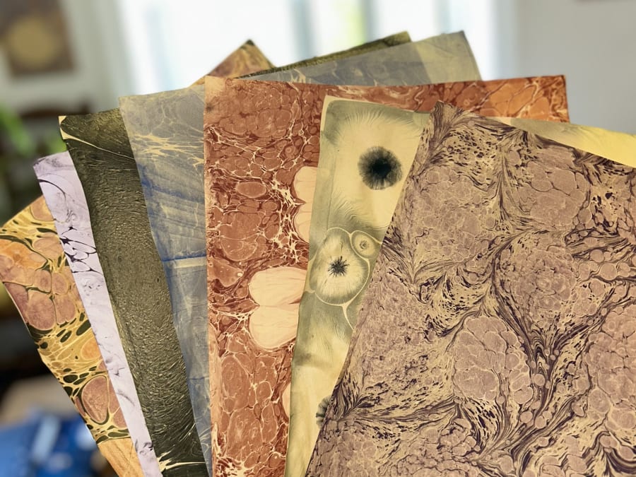 Introduction to Ebru "marbled paper" in Lyon 3rd district