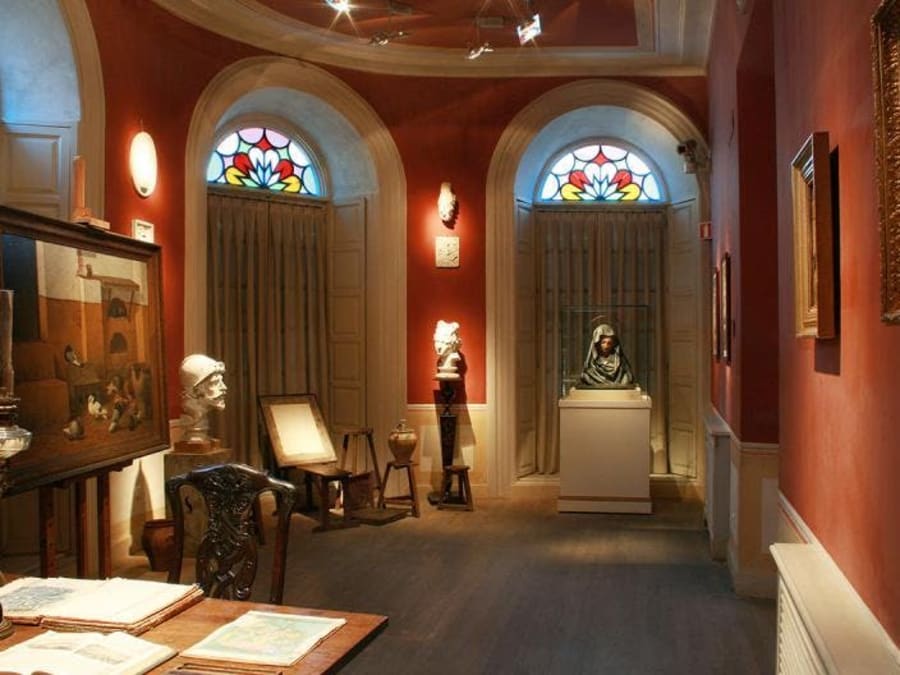 Tickets and Guided Tour: Combo Package for the Museo Picasso and Pablo Picasso's Birthplace Museum in Málaga