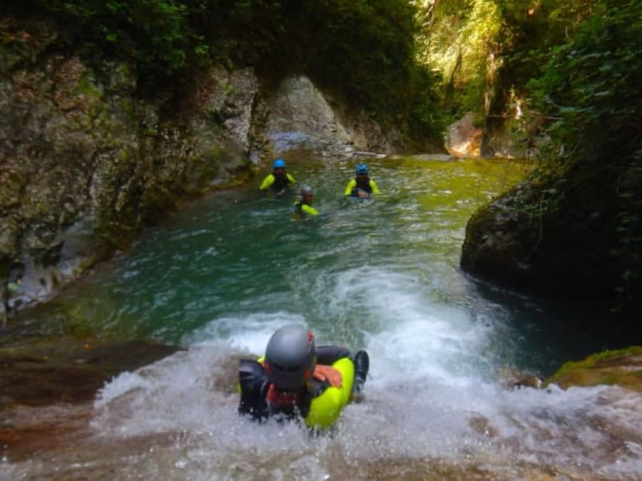 Canyoning au canyon des Ecouges Bas à la 1/2 journée à Saint-Gervais (38)
