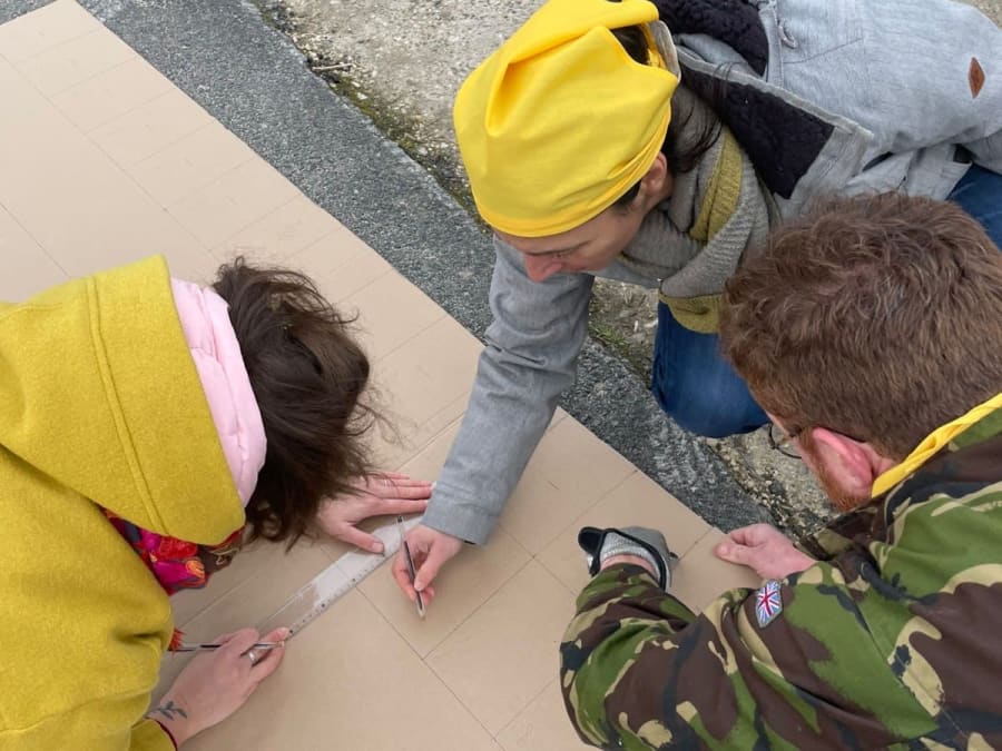 Team Building construction de voitures en carton