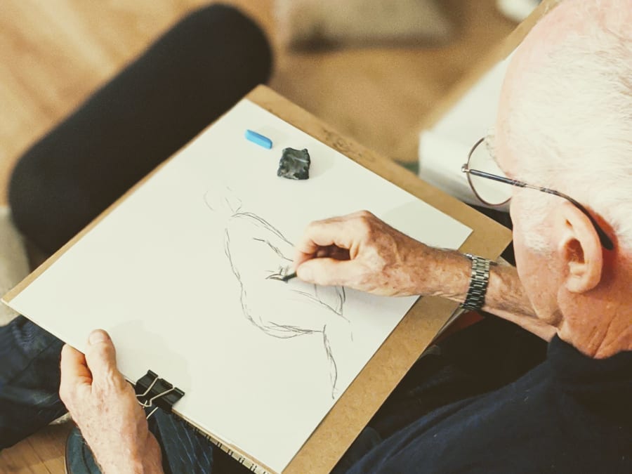 Taller de apéro-dibujo con modelos en directo en el distrito 10 