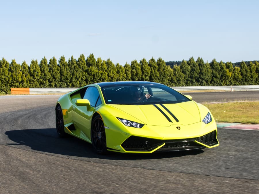 Lamborghini Huracan + Ferrari F8 a dúo, Circuito de Trappes