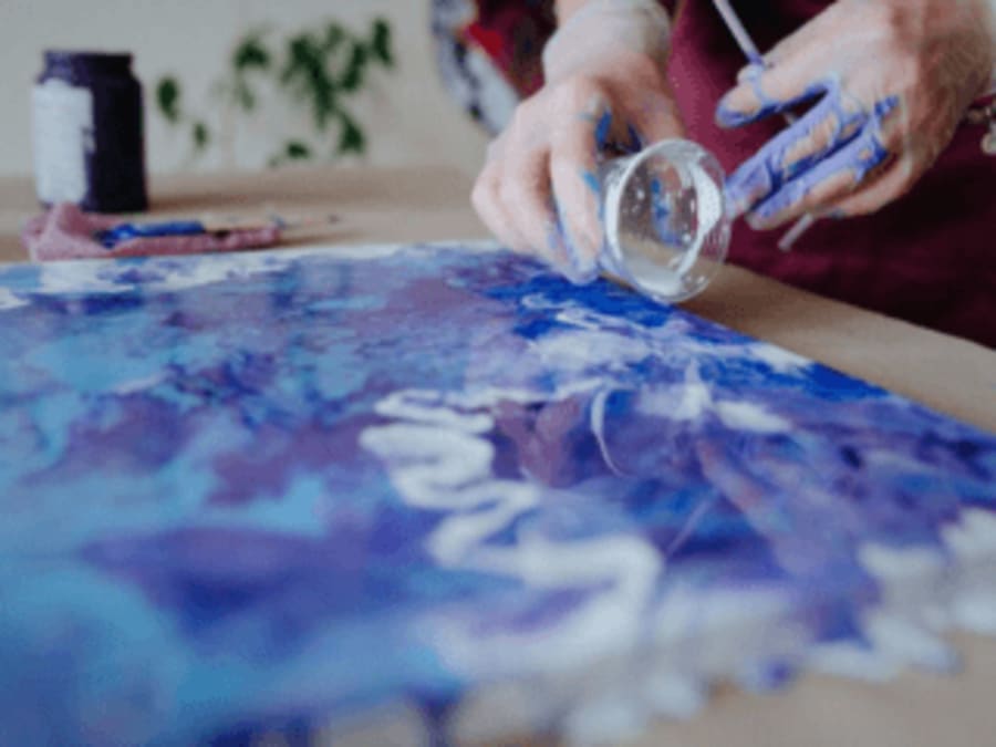 Atelier peinture "Pouring Painting" à Paris 9ème 