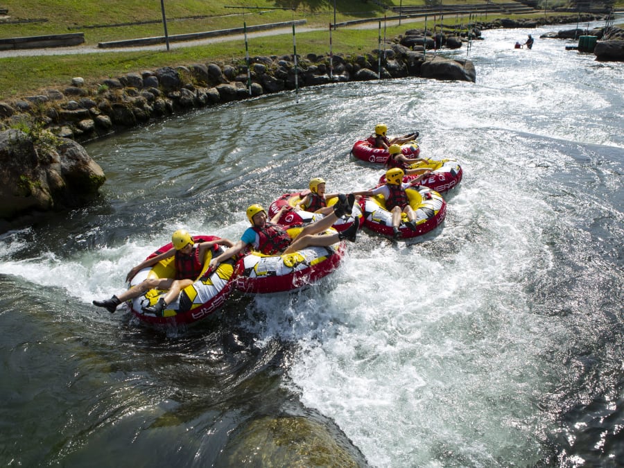 Boya en el Parque Acuático de Pau (64)