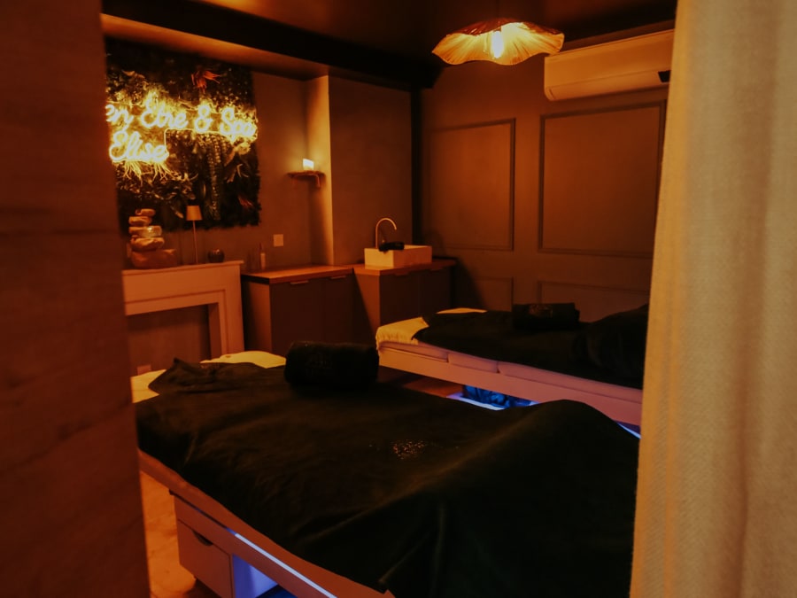 Cabeza de balneario en Saint-Seine-l'Abbaye (21)