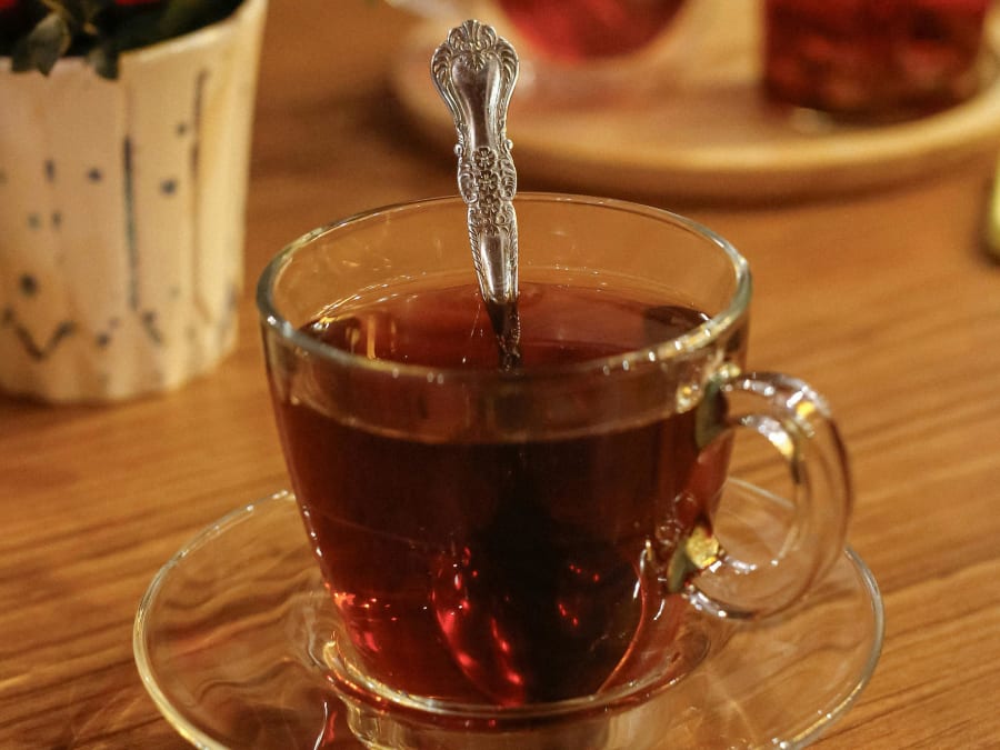 Workshop on the art of herbal teas at Sainte-Croix-du-Mont (33)