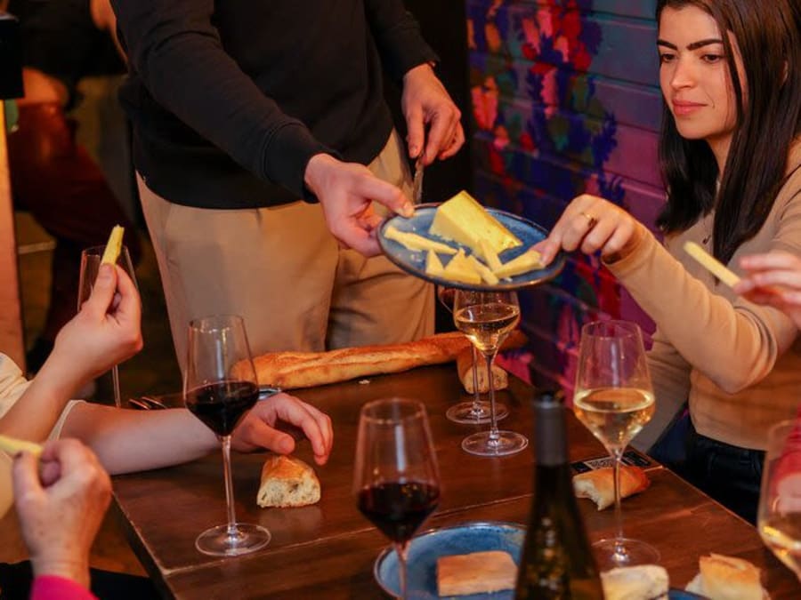 Visite gastronomique de Montmartre : l'expérience culinaire parisienne complète