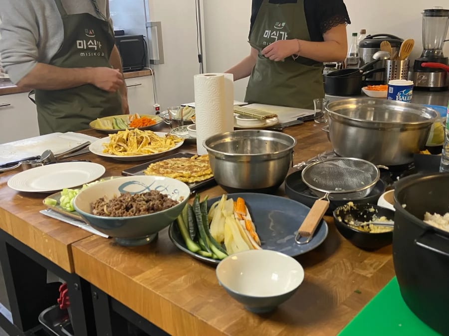 Team Building atelier cuisine Coréenne à Paris 13ème 
